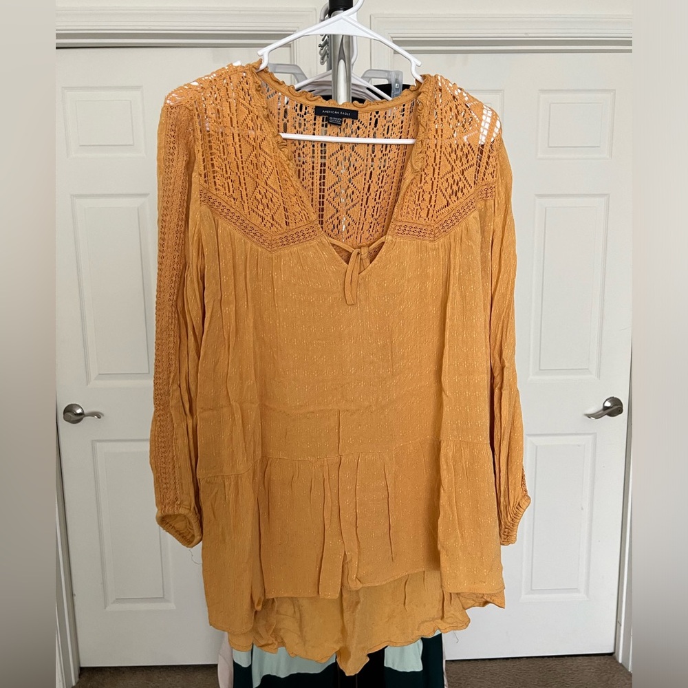 Xs AE blouse